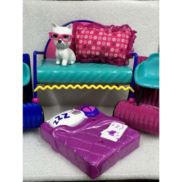 LOL Surprise Furniture and‎ Accessories Set Dog Couch Chairs Bed and More - Picture 6 of 6